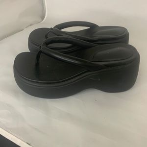 maryam platform flip flops